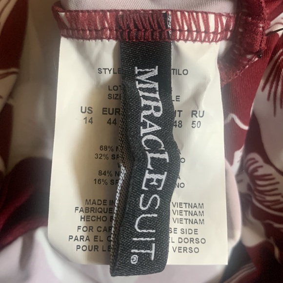 New Miraclesuit Banded high waist bottom with V twist front size 14 - Picture 4 of 11